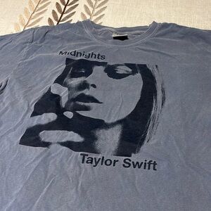 Midnights tshirt Taylor swift album (unofficial merch)